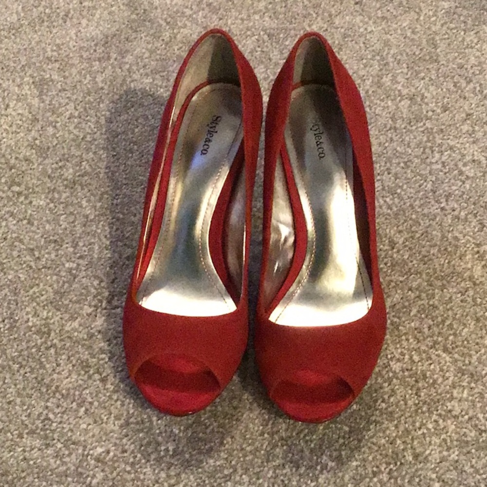 Beautiful red suede heels